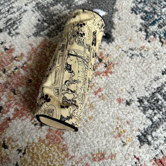 New Disney Store Mickey Mouse VTG Cartoon Comic Strip Zip Pencil/Makeup pouch - Picture 15 of 16